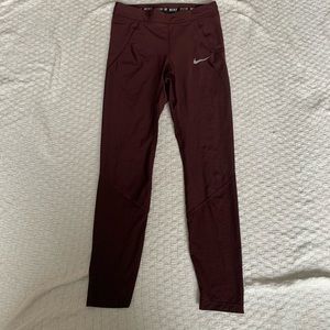 Nike Dri-Fit Maroon Wine Leggings Size Small Like New
